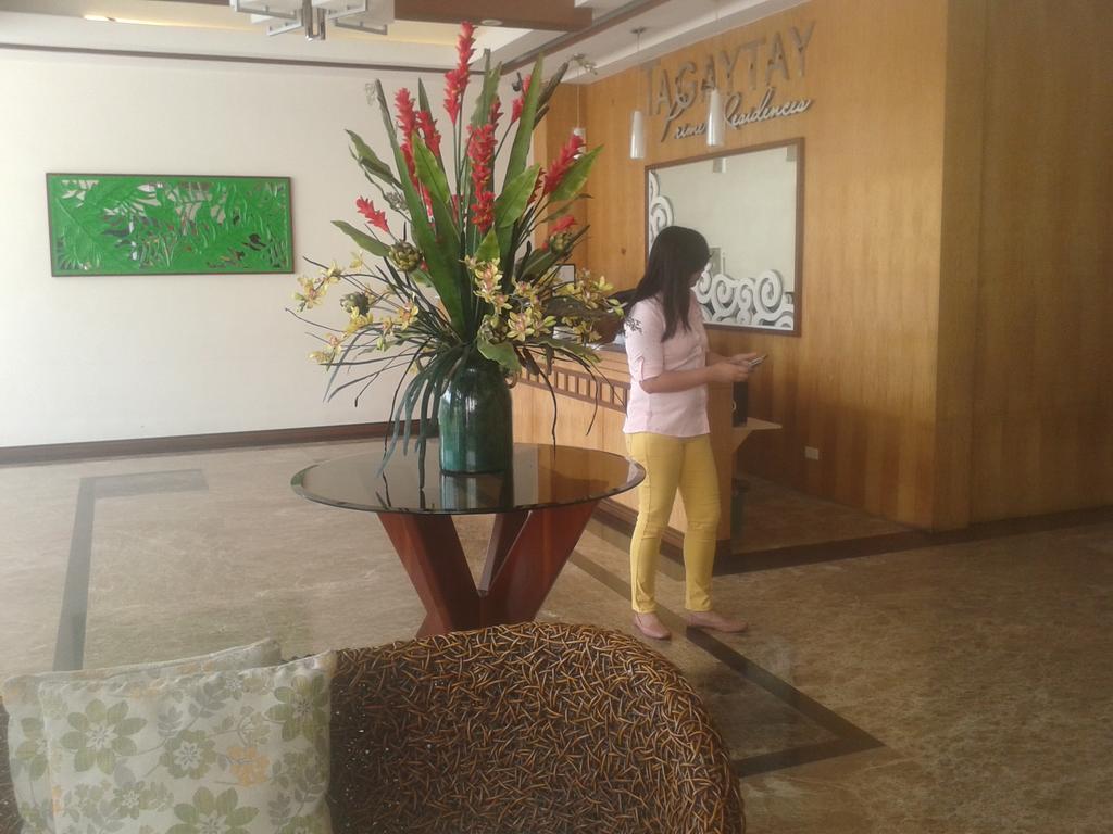 Migs Place At Tagaytay Prime Tagaytay City Exterior photo