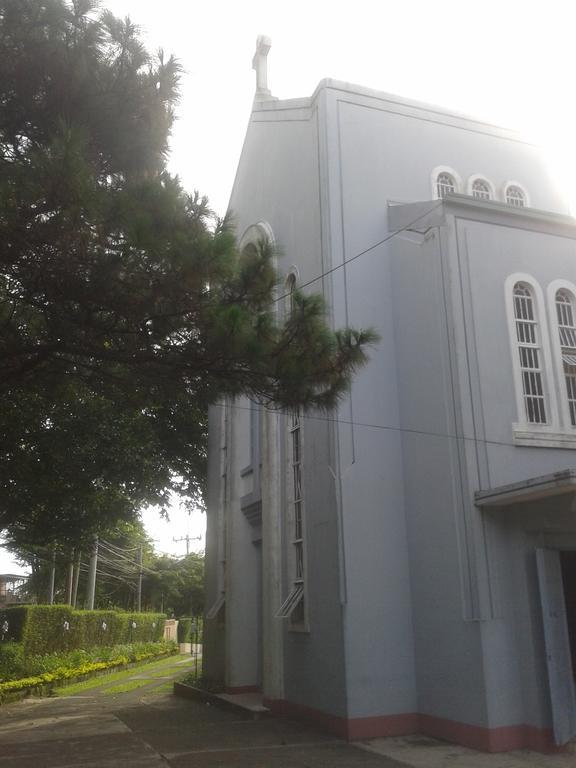 Migs Place At Tagaytay Prime Tagaytay City Exterior photo