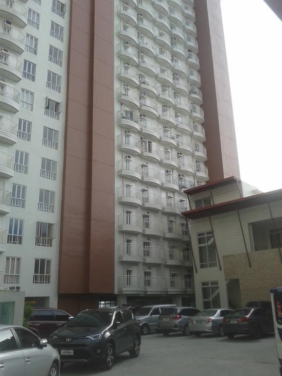 Migs Place At Tagaytay Prime Tagaytay City Exterior photo